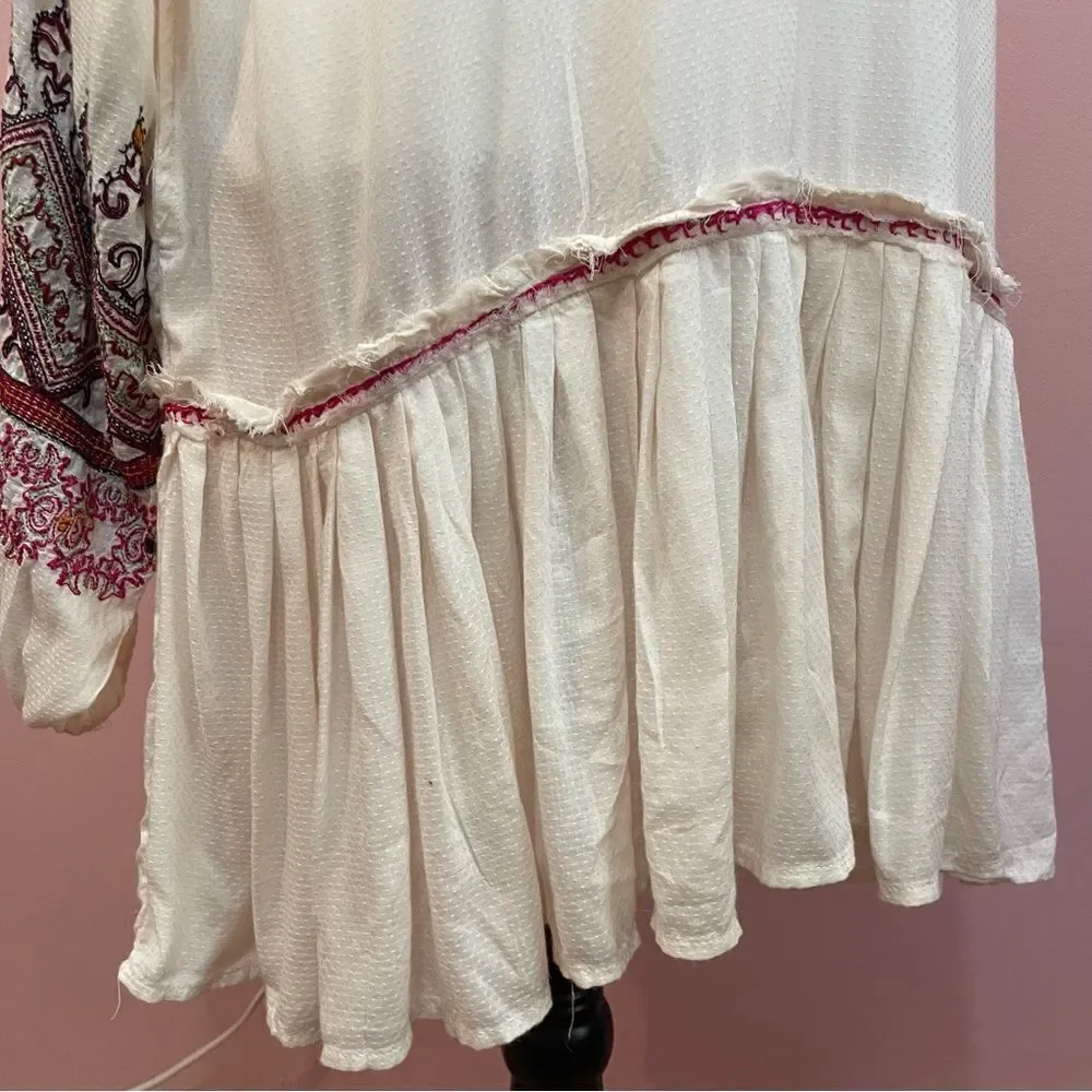💥Host Pick!💥 NWT Free People Wild One Embroidered Ivory Peasant Mini Dress